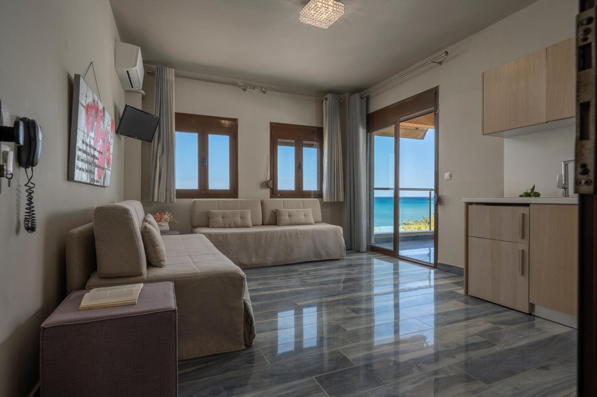 Alkioni By The Sea Appartement Siviri