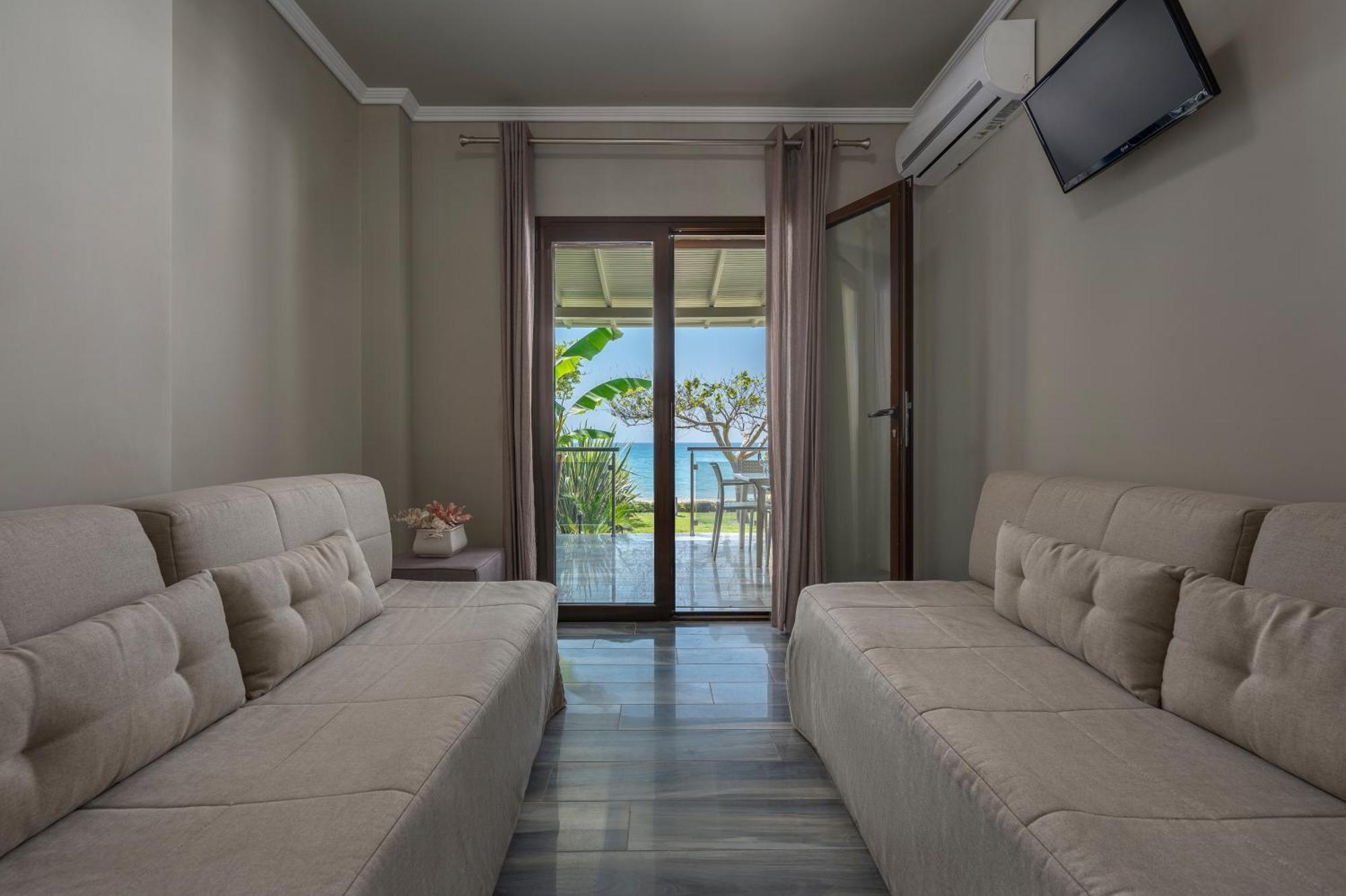 Alkioni By The Sea Siviri